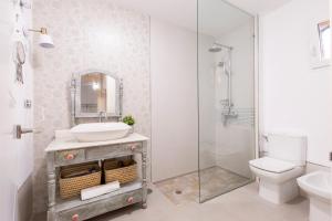Santiago Suite Home