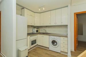 034Year Sun and Pool