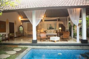 The Mansion Resort Hotel & Spa