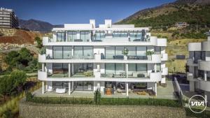 ViVi Homes - Kevin Pool, Garden, Terrace & Beach