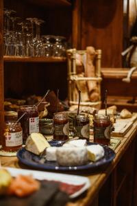 Hotels Hotel de la Loze : photos des chambres