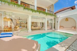 Villa San Diego: Brand New 4BDR