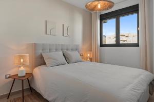 Nohemi - elegant city and beach apartment