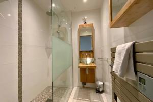 The Sea Front-T3 facing the seacanal with air conditioning