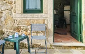 2 Bedroom Amazing Home In Muros