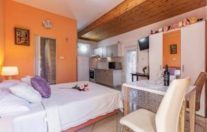 Studio Apartment In Medulin