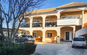 Awesome Apartment In Biograd Na Moru