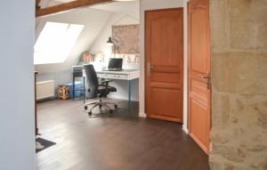 Maisons de vacances Pet Friendly Home In Cenac-et-saint-julien With Wi-fi : photos des chambres