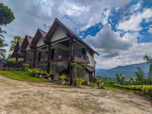 Terrace Cinnamon View