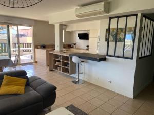 Appart de standing avec piscine