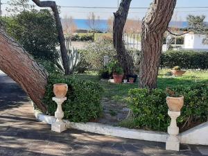 Appartamento in Villa Valentini- Fronte mare, Giardino e Parcheggio privato, WIFI, dotato di tutti i confort, nel Cuore del Golfo di Gaeta