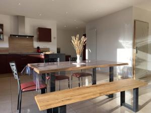 1100-Maison au cœur du village de Planguenoual.