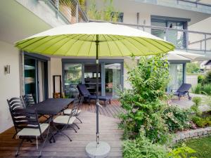 Ferienwohnung Seeufer - Exklusiv direkt am See mit großer Terrasse in Kressbronn