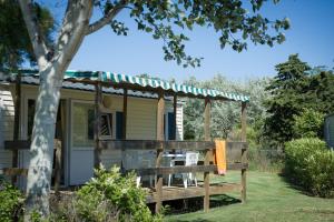 Campings Camping les Avignon - la Laune : photos des chambres
