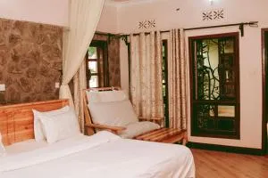 Ngorongoro Camp and Lodge - Karatu
