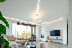 Riviera Vista Luxury Homes