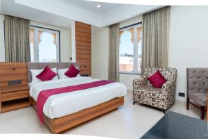 Raghunandan Palace - A Premier Boutique Stay, City Center & 500 Meters from City Railway Station