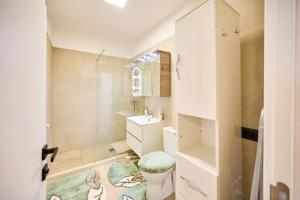 Pearl of Black Sea by Infinity