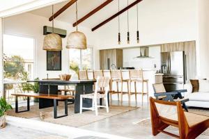 CASA ROSA 49’ - Playa Venao Beach