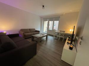 Cozy apartment city nightlife