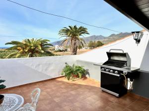 Alcalá Retreat: Ocean View & Modern Comfort