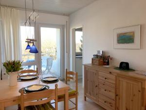 Ferienwohnung Seestern - Seenah, lichtdurchflutet mit 2 Balkonen und Stellplatz