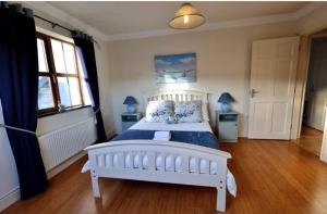 The Cliffs of Moher Holiday House