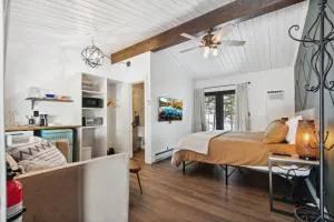 Mount Meeker - Jamestown