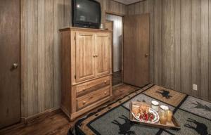 Sacony, Cabin at Ruidoso