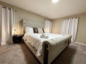 Southeast Suite 1BD1BA Apt near UE