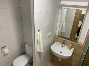 Přízemí v parku. (Apartment no.8)