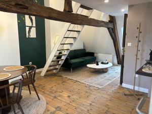 Appartements La maison d-Aline : Appartement en Duplex