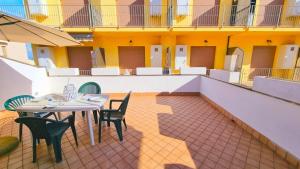 Apartment mit Terrasse
