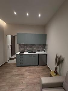 Central Stylish Lux Apartments