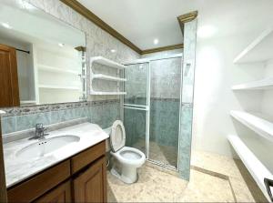 Casa de Lujo en Condominio Privado por habitaciones