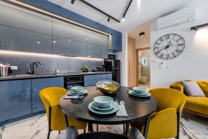 Sunset Premium Residence II & III