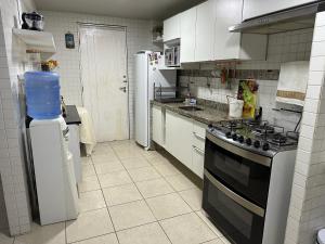 Apartamento na Av. Cabo Branco (BEIRA MAR)