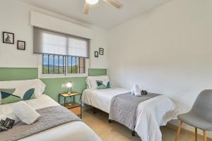 Faro IV Sunday, Garden, BBQ, Sea Views and Pet Friendly Mijas Costa & Fuengirola