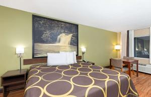 Super 8 by Wyndham Kingsport