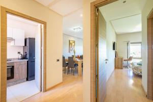 Luxurious Prestigia Golf Apt