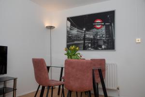 Bright and Spacious One Bedroom Apparment, Free Parking