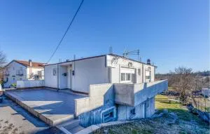 Awesome Apartment In Kastav - 里耶卡