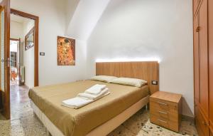 1 Bedroom Lovely Apartment In Chiaramonte Gulfi