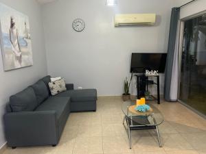 Beach-Style Pool Villa Paradise