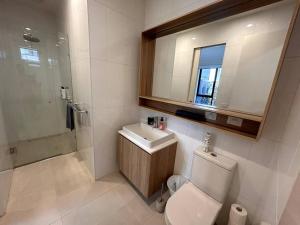 Four-Bedroom Town House in Port Melbourne