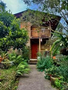 Beehouse Arví Cabaña - Mazo