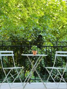 Appartements Modern 2 bedroom apartment near Paris metro, Giant Flat screen TV 85 Inches, balcony, free parking : photos des chambres