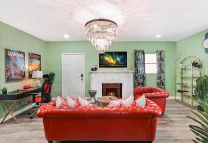 NEW! Havana Nights Villa ! Walk to Calle Ocho!