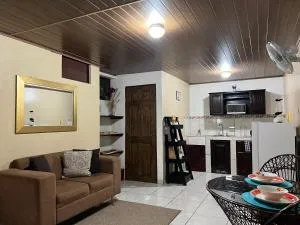 Casa Quetzal AC near Guanacaste Airport - Bagaces