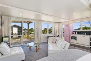 Hicks Haven - Waikanae Beach Holiday Studio - 怀卡奈